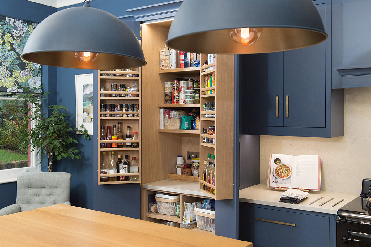 Larder kitchen unit